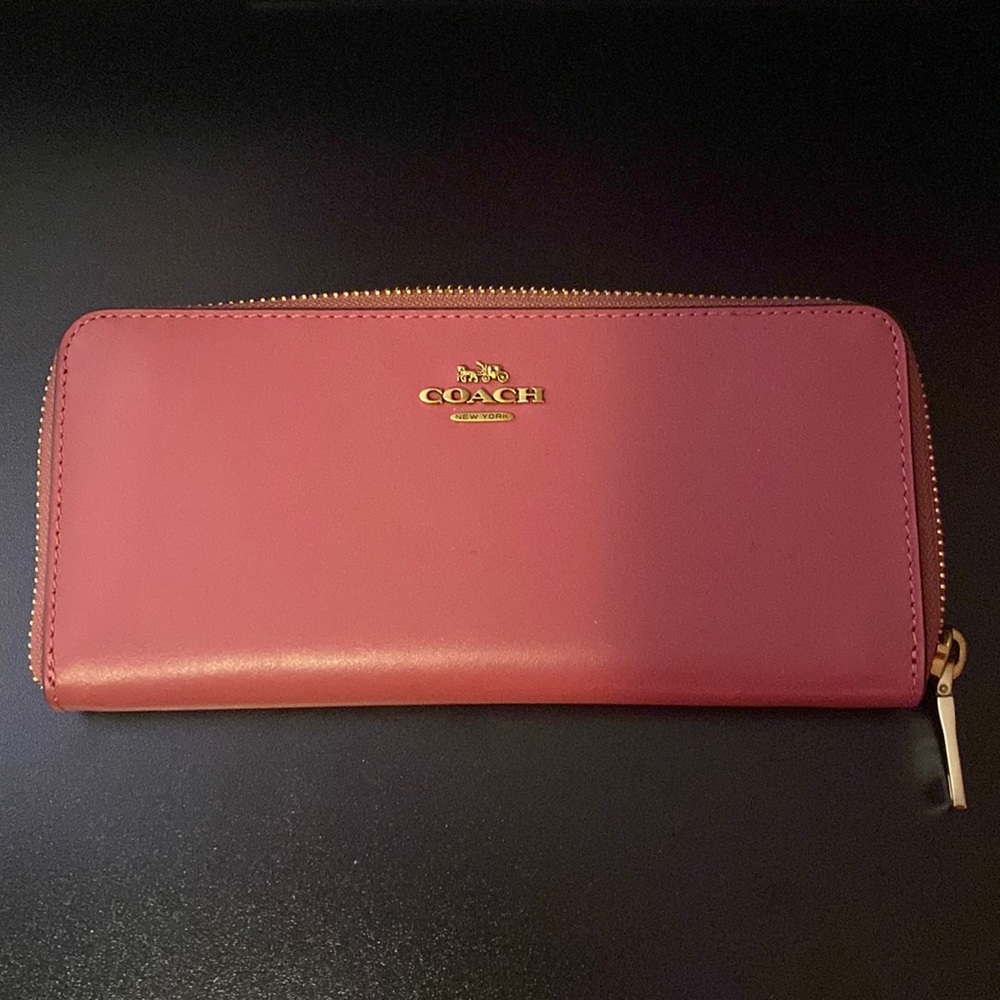 Authentic Leather Coach Wallet - Brand New! Never been used!!